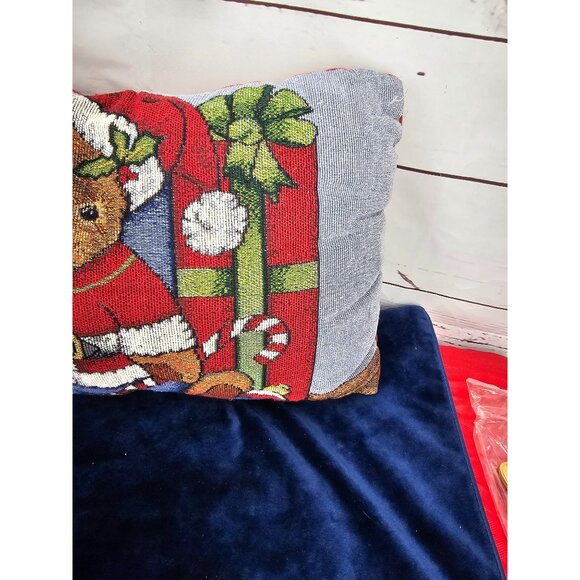 VINTAGE CHRISTMAS PRESENTS TAPESTRY COUNTRY 17" LENGTH THROW PILLOW TEDDY‎ BEAR - Picture 4 of 7